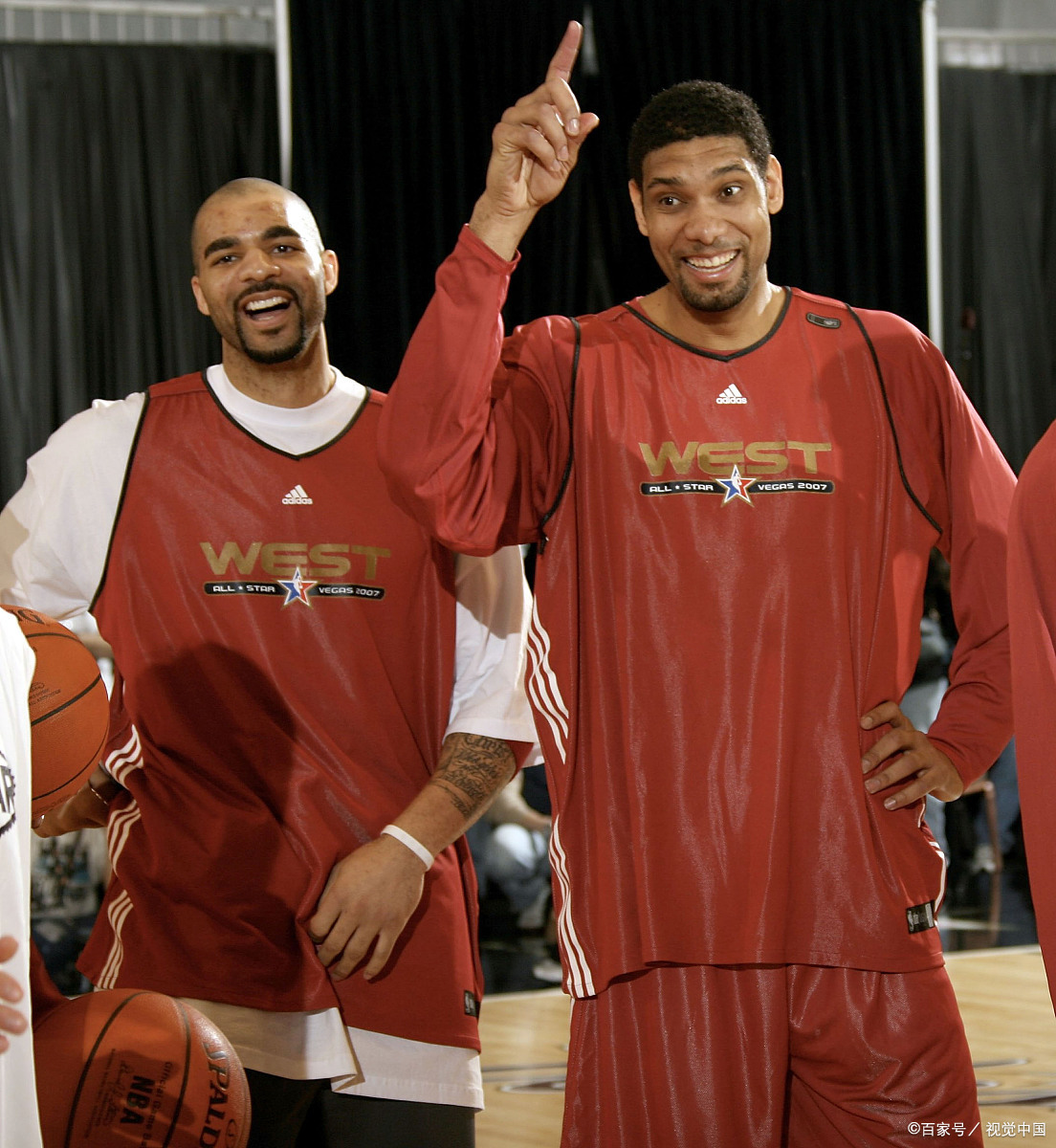 泰山纪念建队32周年，队史5次夺顶级联赛冠军，8次足协杯冠军（泰山队迎来建队32周年：队史5夺顶级联赛、8捧足协杯）