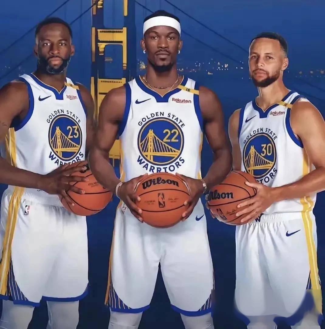 意甲裁判指派员罗基：霍伊伦应该因为肘击对手被罚下（意甲裁判主管罗基：霍伊伦因肘击本应被红牌罚下）