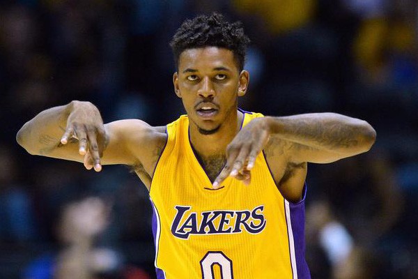 华夏幸福旧将许小龙：金元时代单场三、五百万的奖金很常见（前华夏幸福球员许小龙：金元时代一场球拿三五百万奖金并不稀奇）