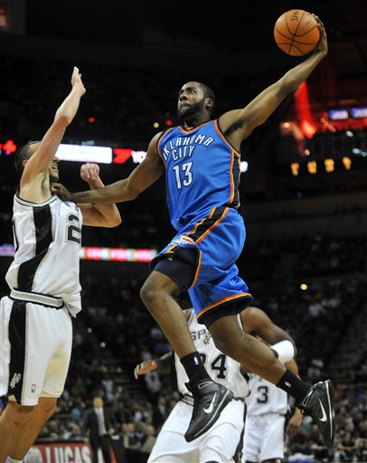 莱万：我对助攻感到高兴；球迷应该会满意我们的表现（莱万：助攻让我很开心，球迷应该会对我们的表现满意）