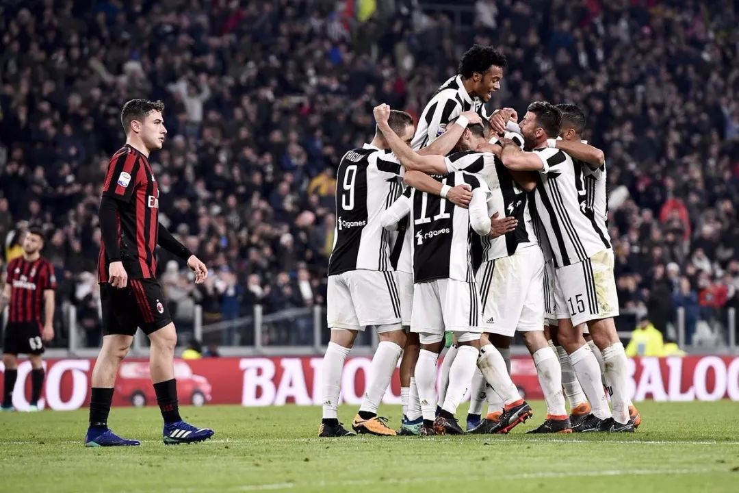 替补球员上场即完成制胜球（替补登场瞬间打入致胜一球）