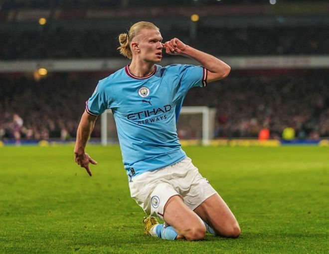 捅破窗户纸！尼克斯队史首次入围NBA杯四强（历史性突破！尼克斯队史首度闯进NBA杯四强）